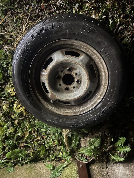 Продам диски с шинами 175/70 R13