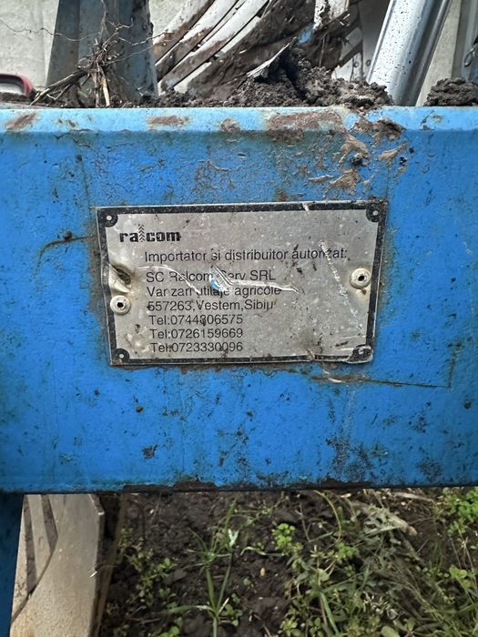 Vand plug 3 brazde reversibil PIVOT PLOW CA NOU