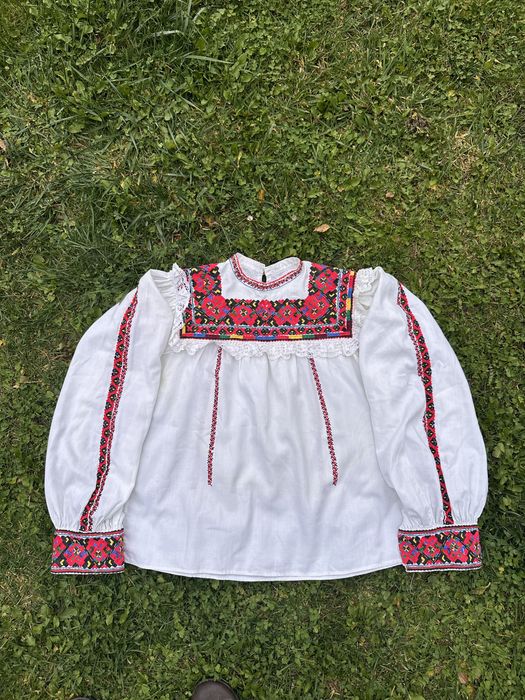 Costume Populare Autentice