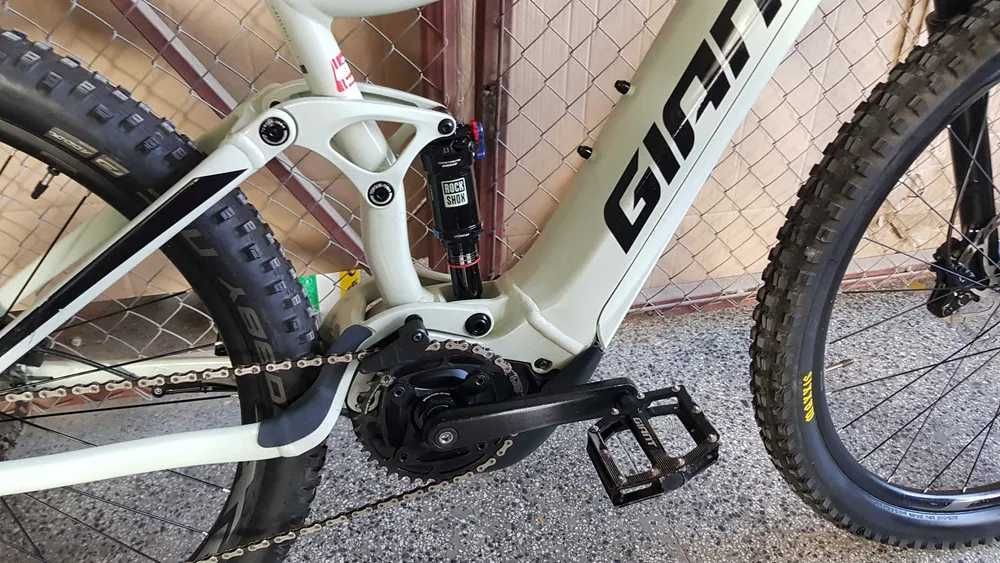 Електрически E-Bike Giant Stance E+1    29 цола