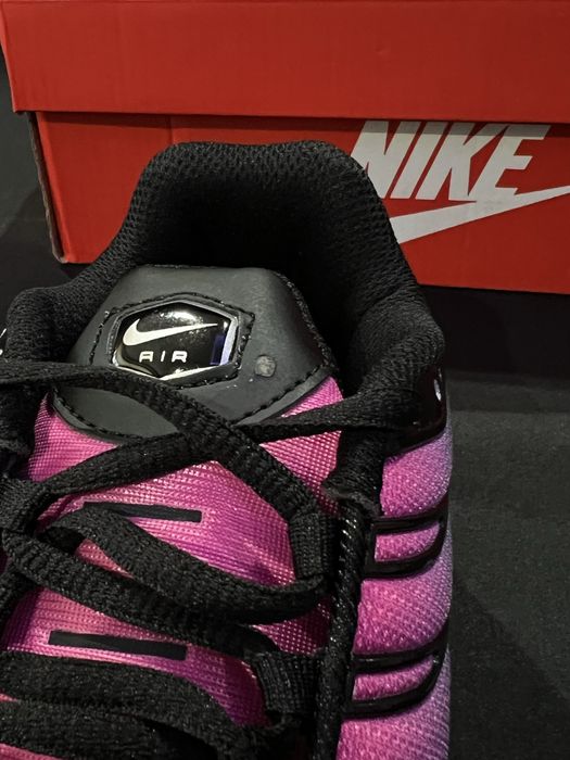 Nike Air Max TN Plus “DeadPool” Pink