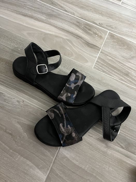 Sandale dama, din piele, marimea 37, purtate putin