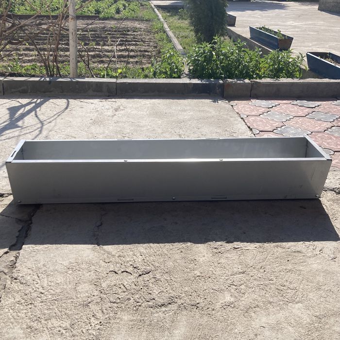 Продам горшок вазон лоток кашпо для цветов и растений