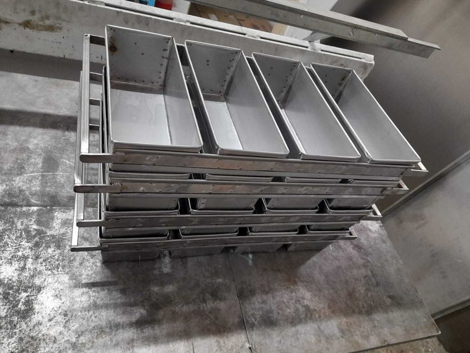 Carucior inox racitor pâine