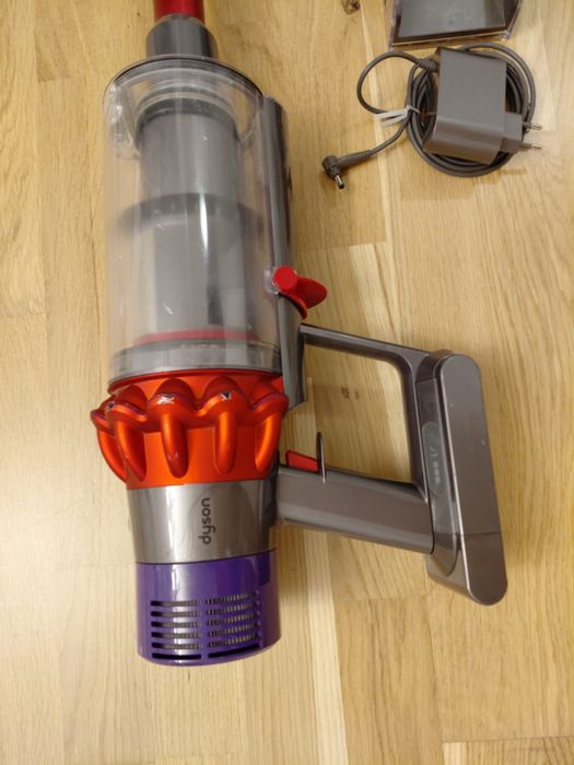 Aspirator vertical DYSON  V10 Origin