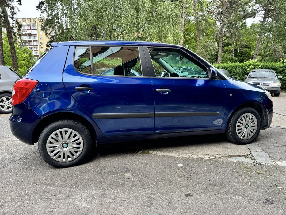 Vand Skoda Fabia 1.2 benzina!