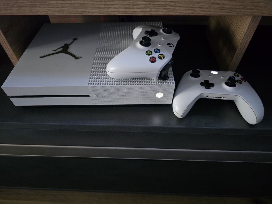 Vand Xbox one S 500GB