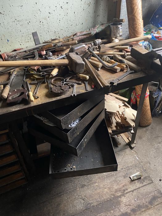 Стол железный для сто или гаража