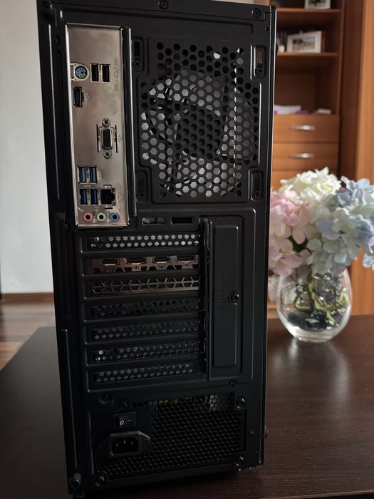 PC Gaming Ryzen 5 5600 + RTX 3060 12GB + 16GB RAM + 1TB SSD RGB