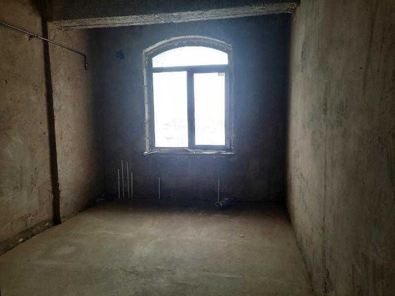 Ko`p qavatli turar joydagi xonadon