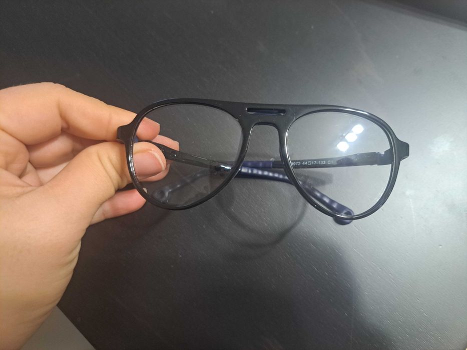 Детски рамки за диоптрични и слънчеви  очила 2 в 1