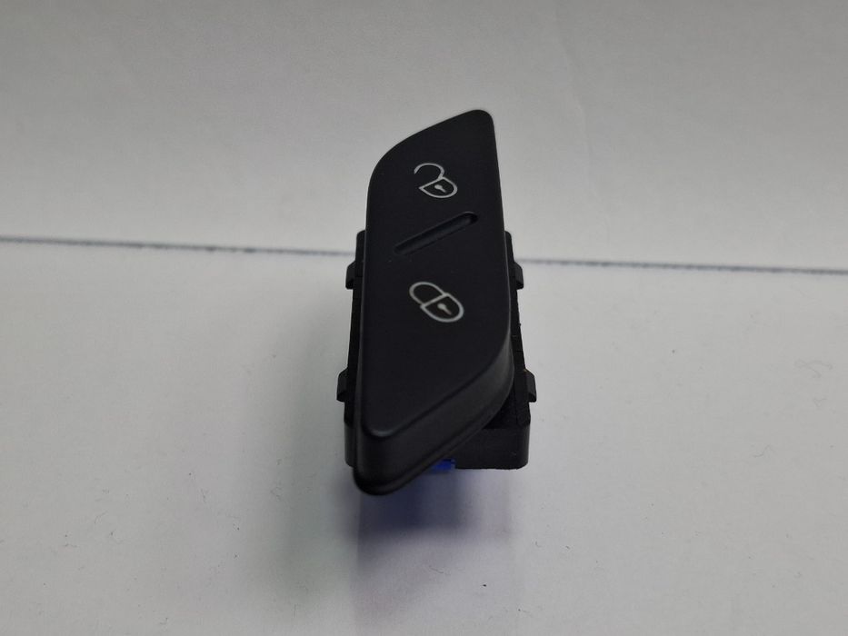 Buton blocare usi VOLKSWAGEN GOLF VI 5K1 2008 - 20132.0 TDI CBDC, CLCA