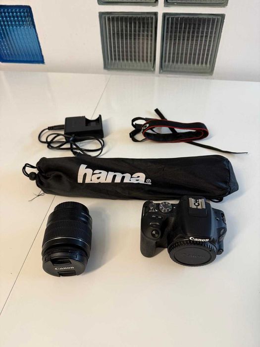 Canon EOS 200D + obiectiv 18-55mm + trepied modular