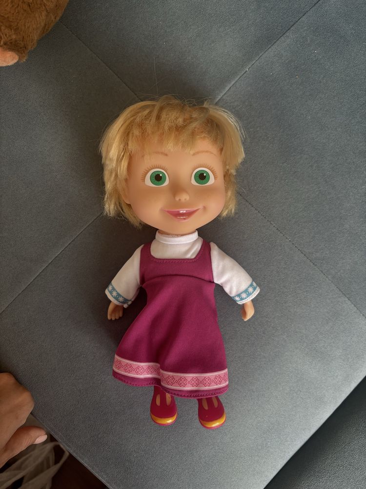 Маша и мечокът кукла и плюшен мечок