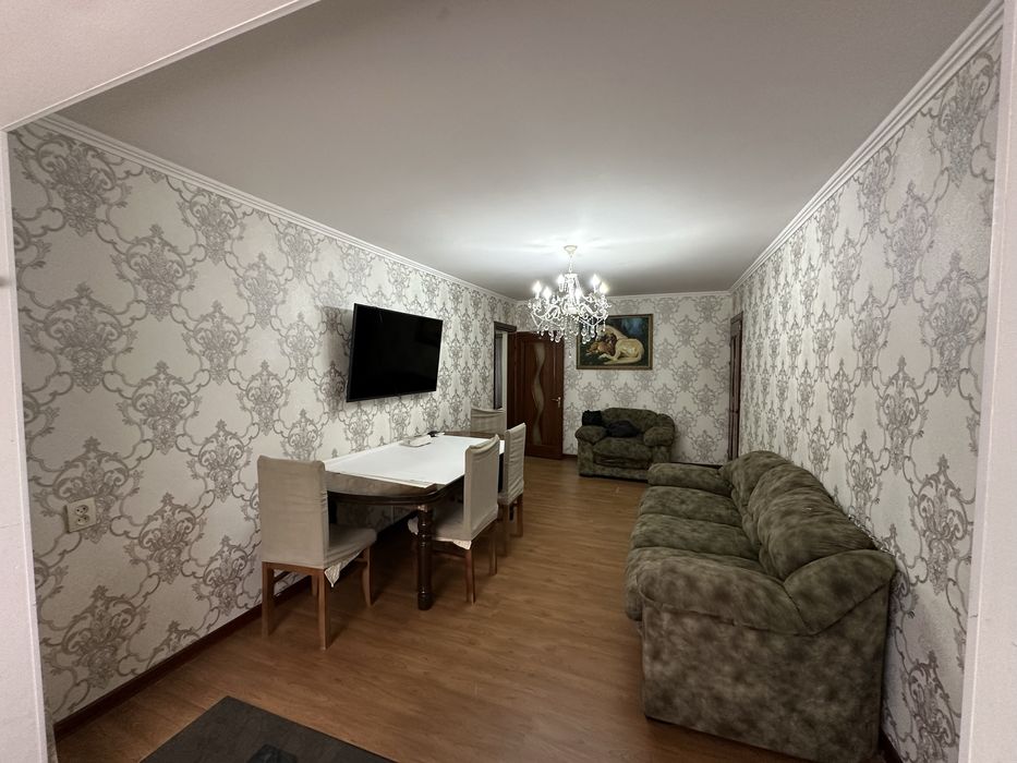 18-мкр 19-дом 4-бөлмелі 1-этаж