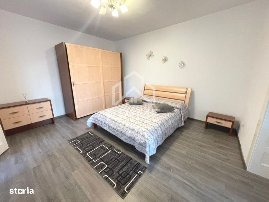 Casa spatioasa cu teren generos | 2 fronturi stradale | Zona Centrala