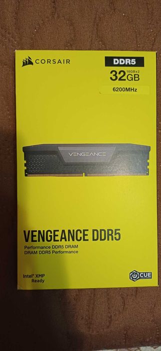 Продавам рам памет 32 gb (2x16) Corsair VENGEANCE DDR5 6200 MHz