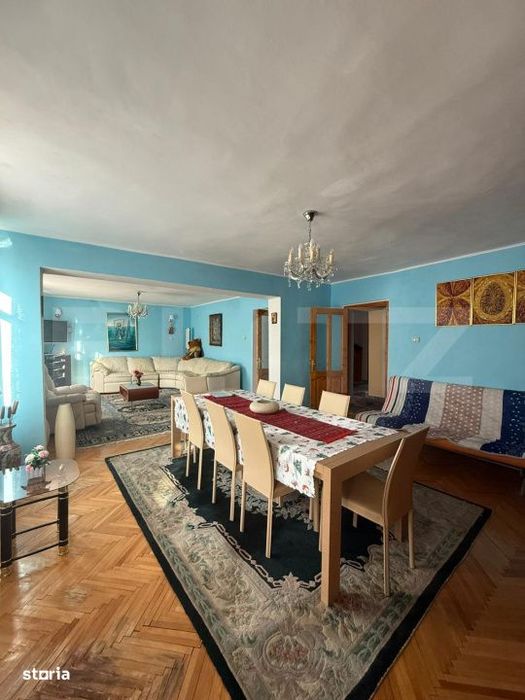 Apartament spatios in vila, 6 camere, 270 mp, zona Grivita