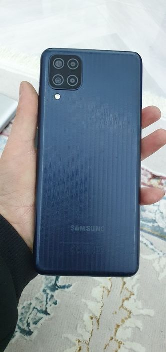 Samsung M12 64гб