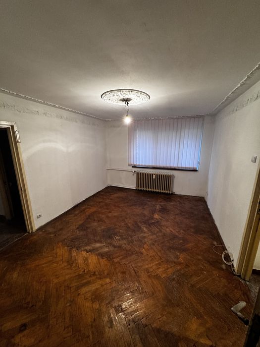Vand apartament 3 camere Brazda lui Novac
