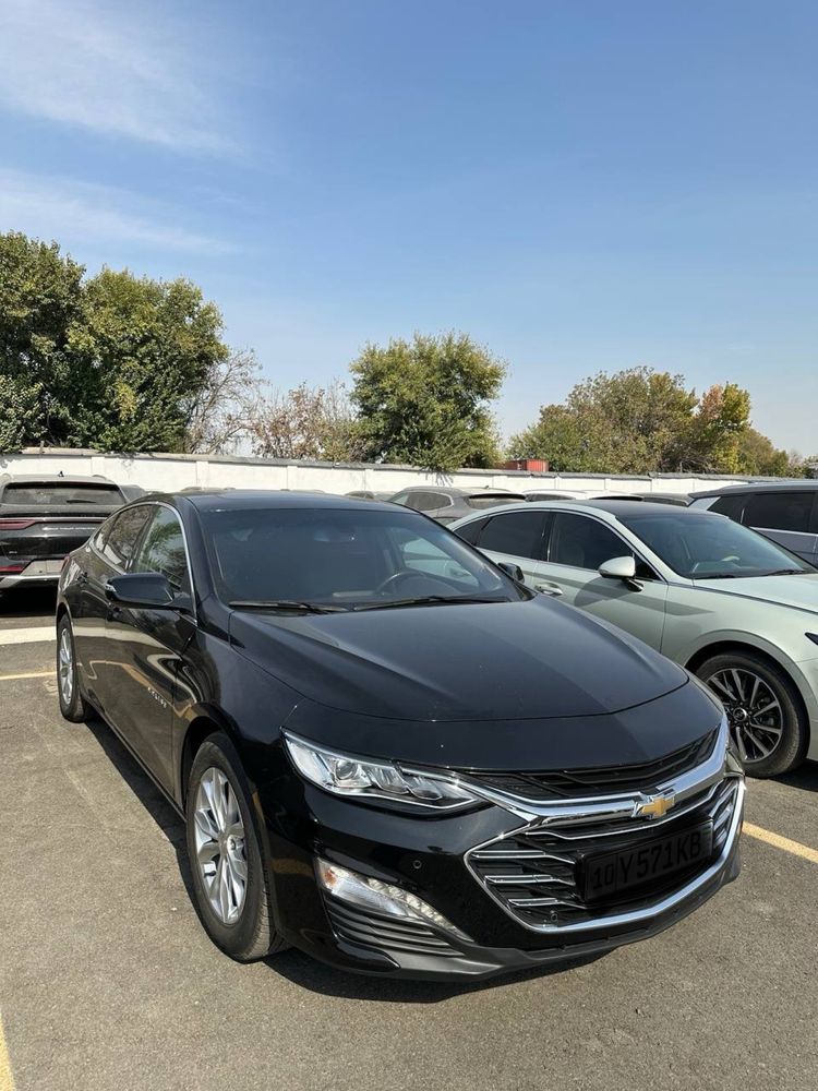 Malibu 2 premier  2022 yil 79.000 km prabeg kraska top toza