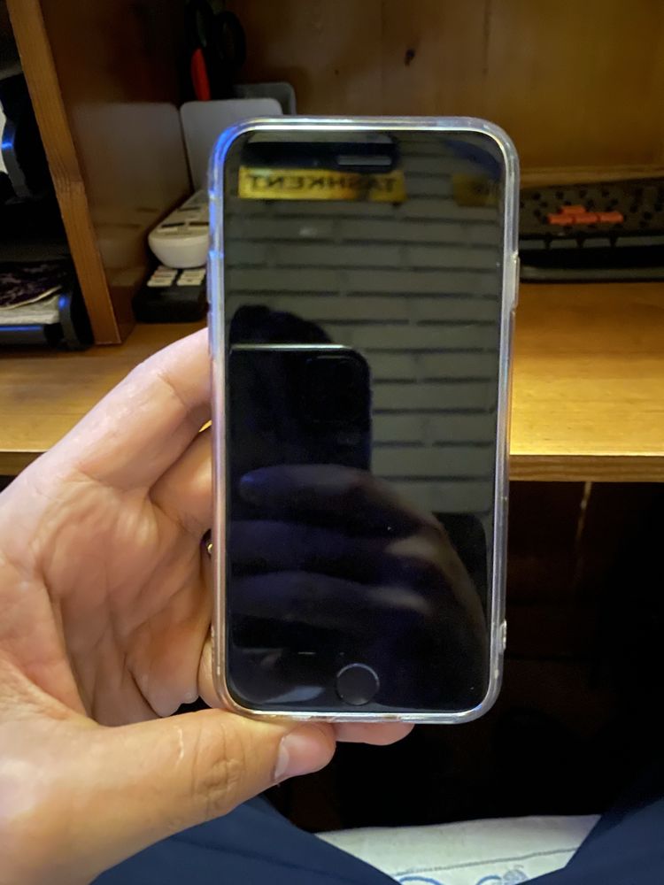 Iphone se 2020 (64gb)
