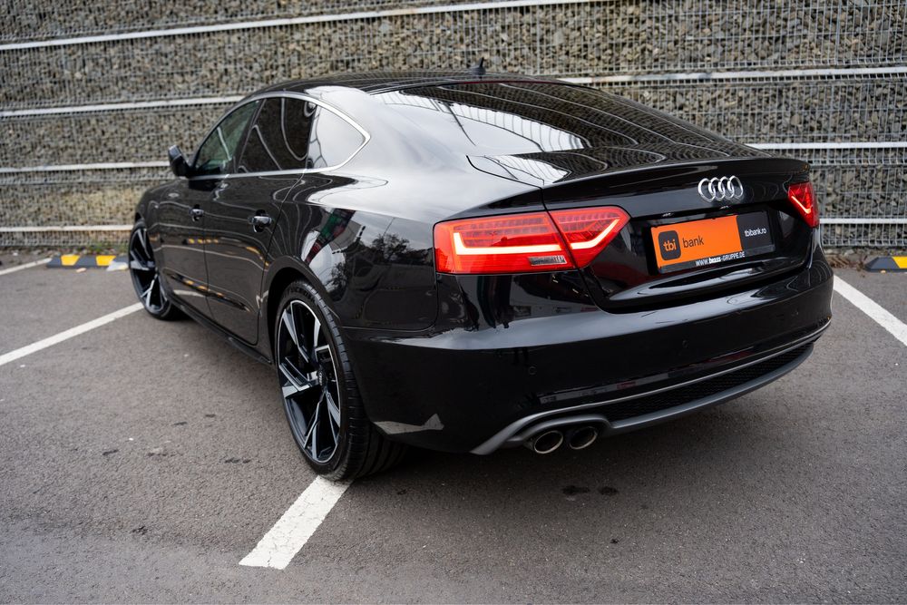 Audi A5 2015 S-Line Rate/Garantie/Revizii