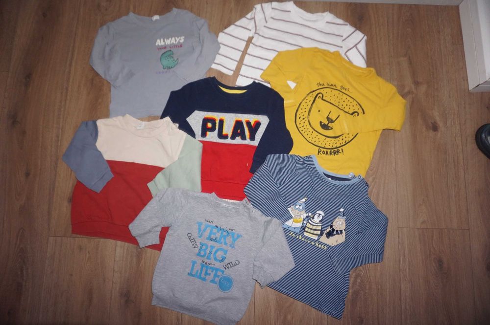 Голямлот за момче 12-18-24мес., цената е за всичко !