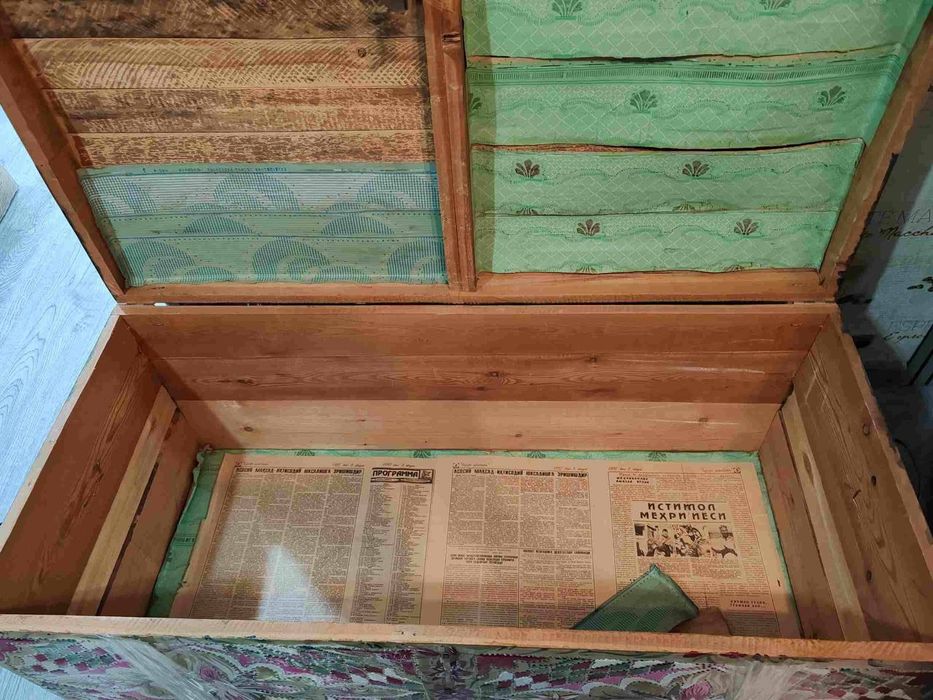 Сандук новый красивый