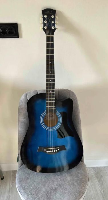 Акустические Гитара