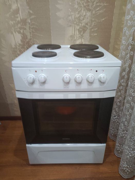 Продам электро плиту не дорого, все работает …………………………………………………………..