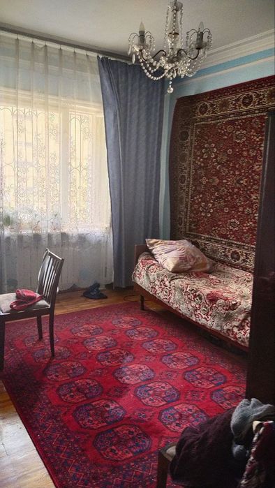 Продается 4 комнатная квартира