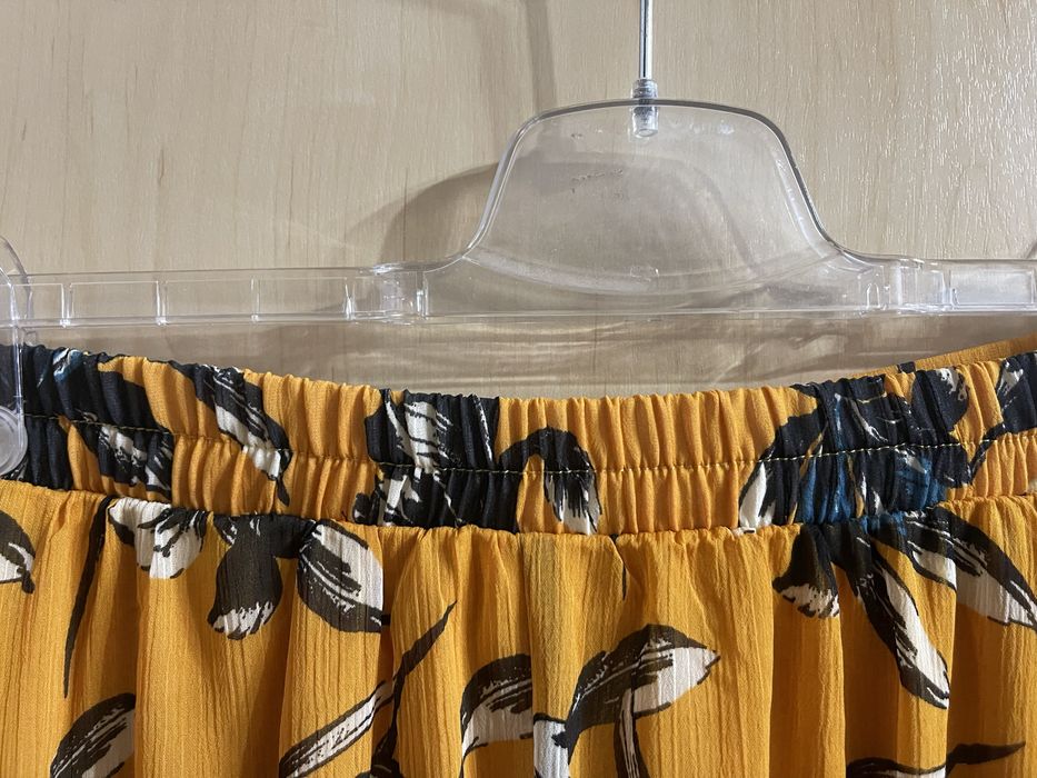 Fusta noua cu eticheta Orsay