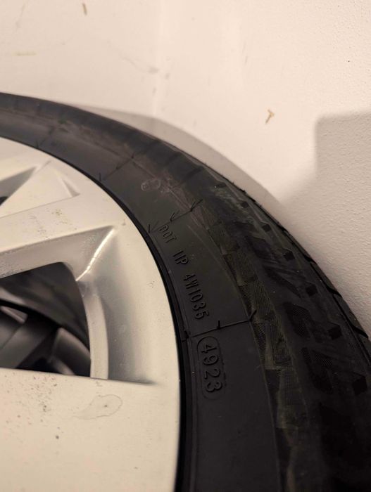 Set 4 Anvelope Vara Windforce 215 65 17