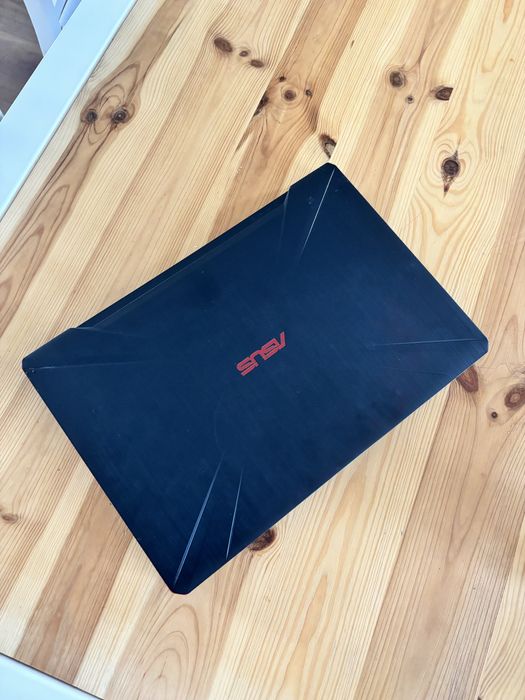 Laptop gaming Asus TUF• i5-8300H• gtx 1050