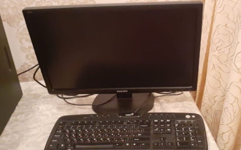 Продам монитор компьютера Phillips 22'