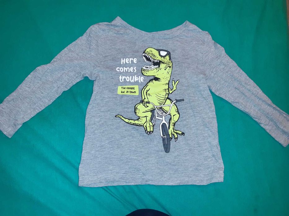 Bluzon / haine copil mic/ vârsta 0-30 luni