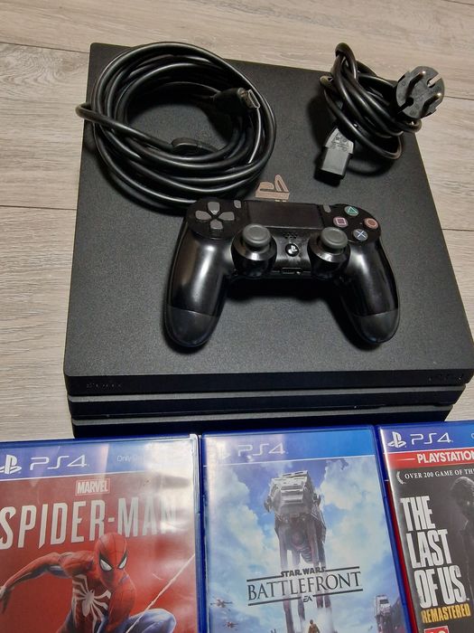 Consolă PlayStation 4 PRO 1TB SSD BLACK, PS4 PRO, Blu-Ray + Jocuri