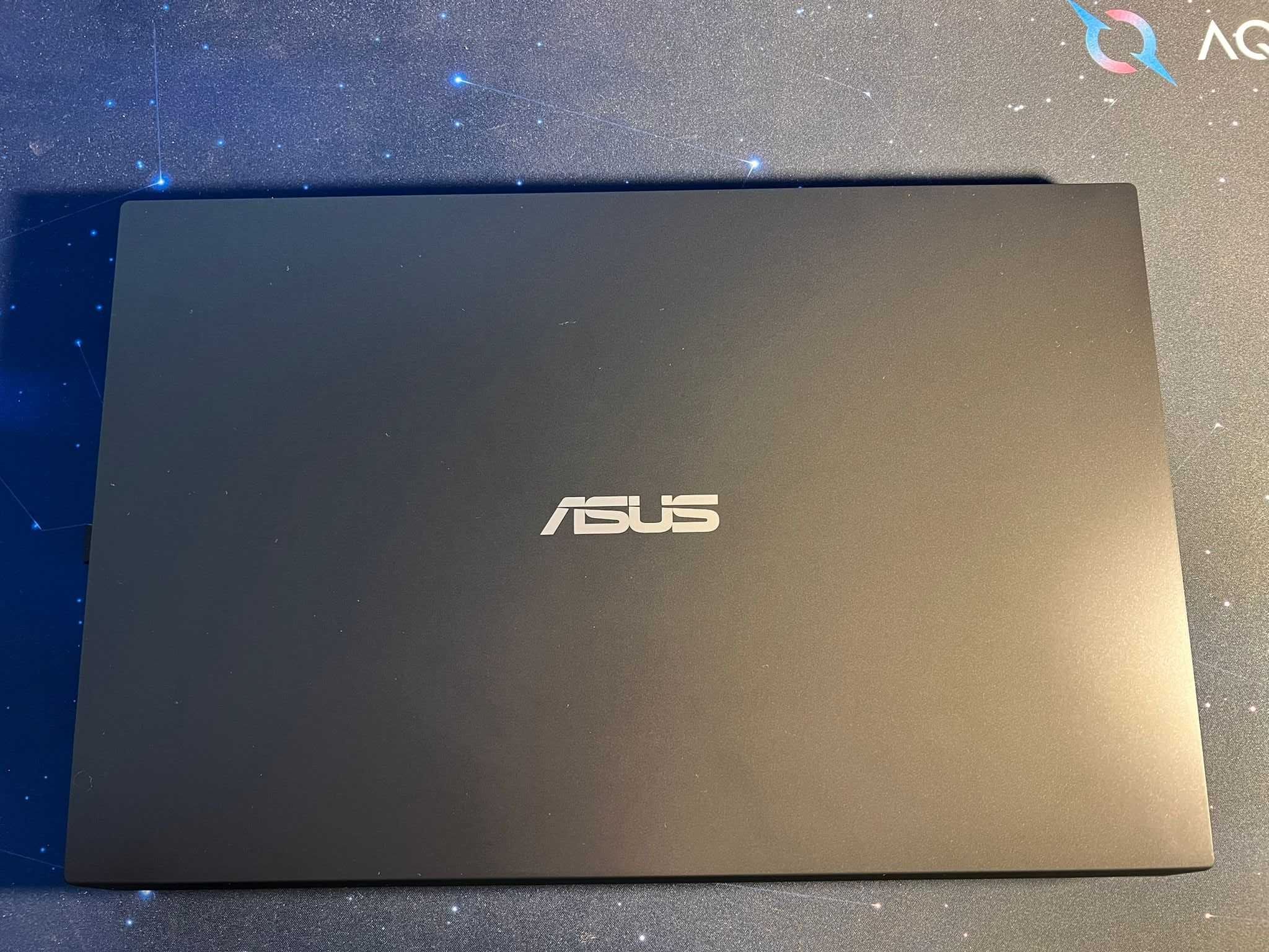 Laptop Asus ExpertBook nou