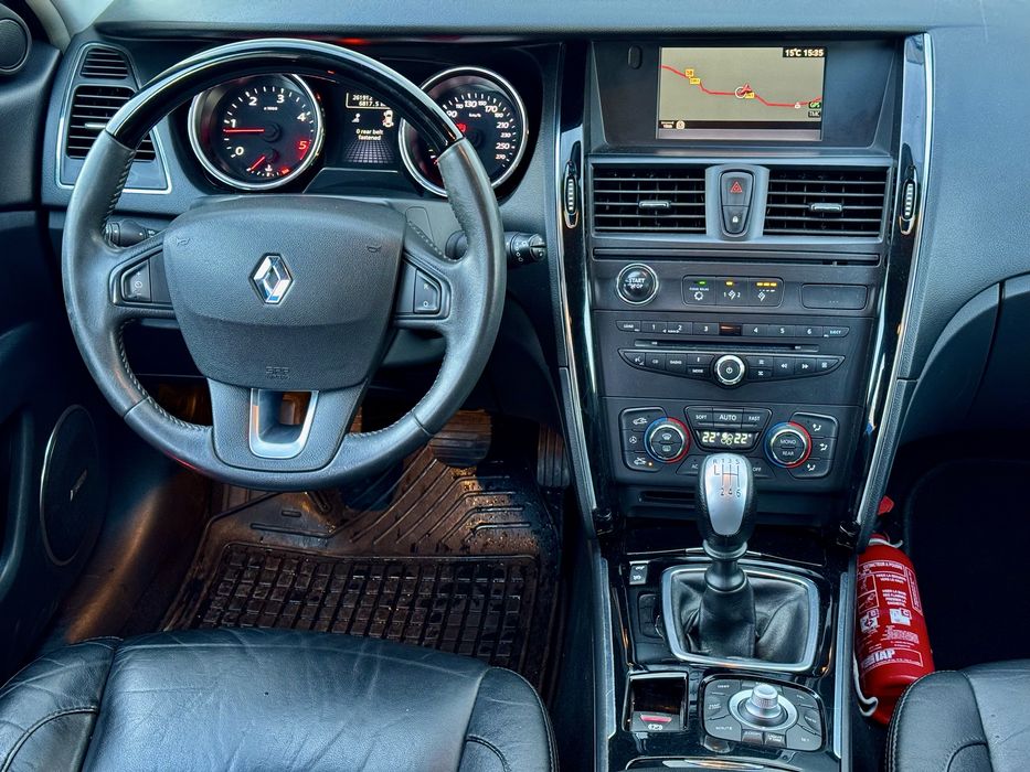 Renault Latitude / Initiale Paris / 2.0 DCI / An 2011