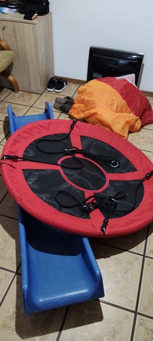 Leagăn cuib cu cort