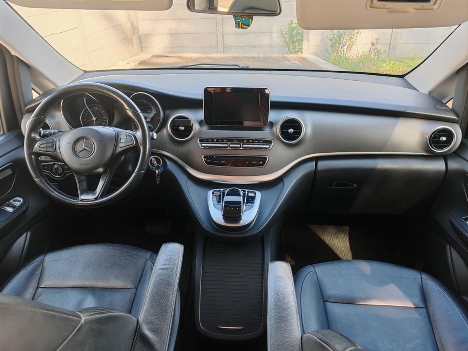 Mercedes-Benz V 250 (BlueTEC) d extralang 7G-TRONIC Avantgarde
