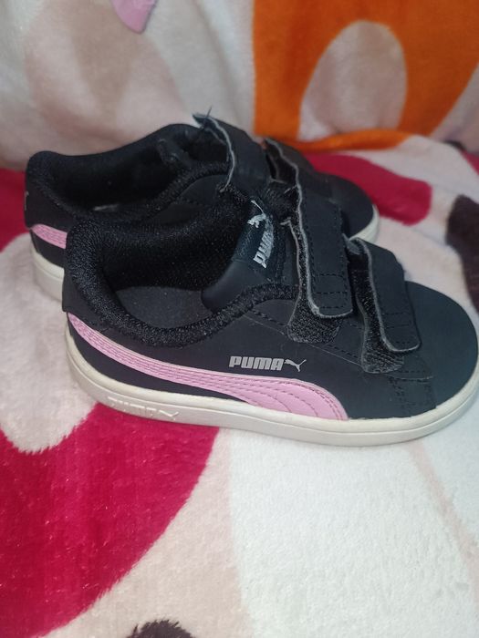 Adidasi puma mărimea 23