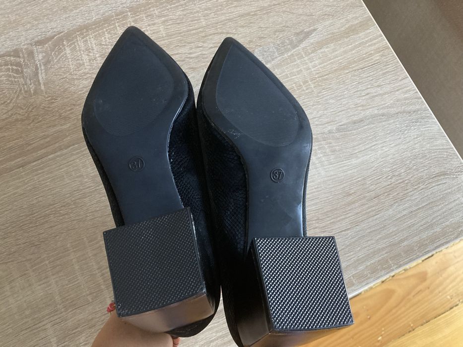 Черни обувки на ток, 37номер