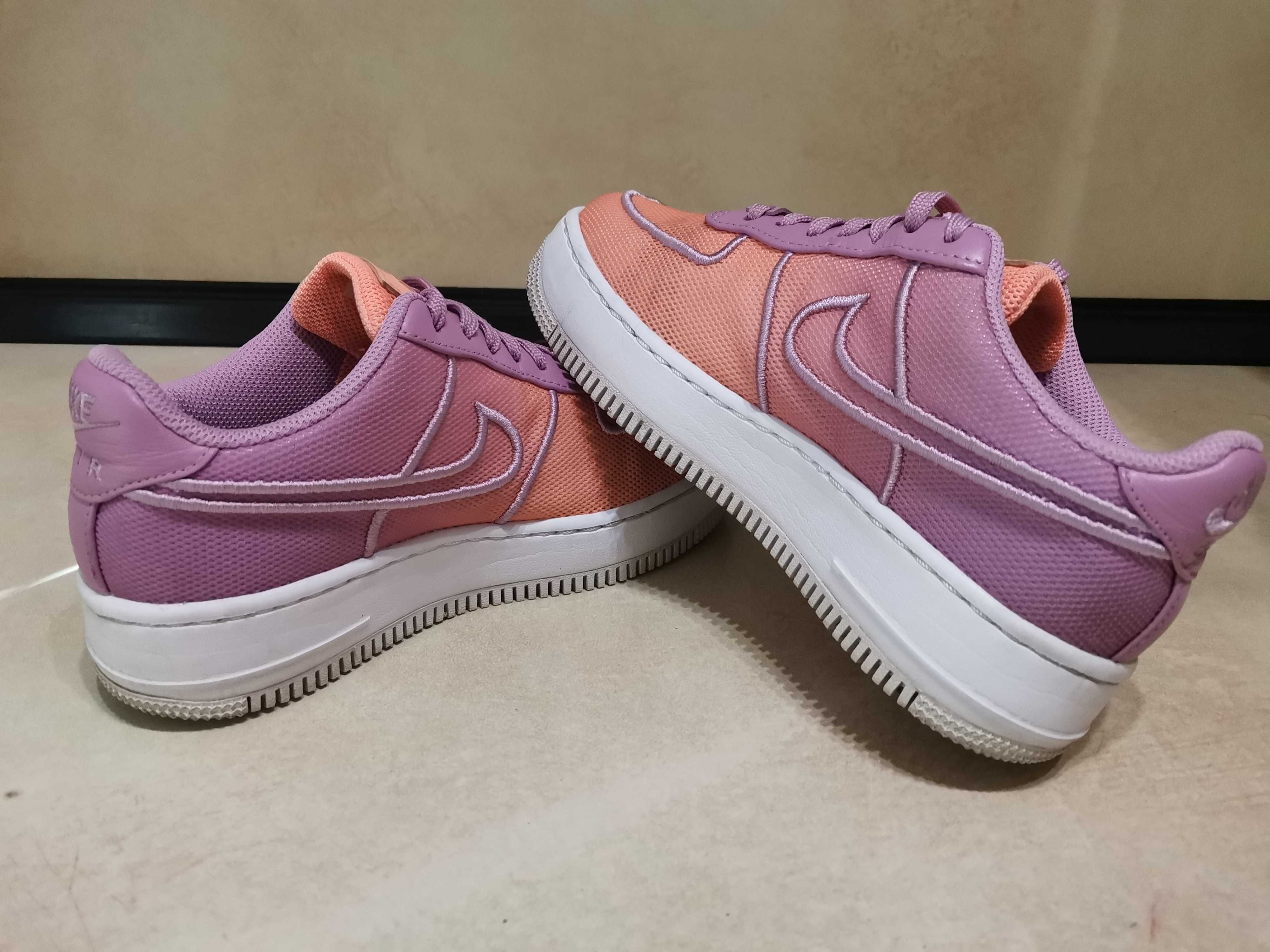 NIKE W Air Force 1 Low UPSTEP Br.