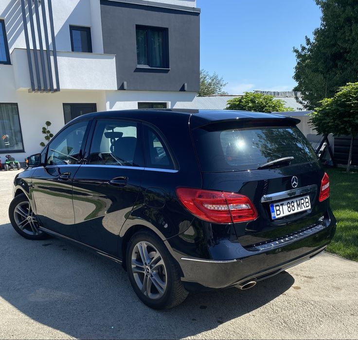 Mercedes B180/Variante/1.6 /2012/full led//facturi