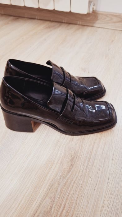 Дамски мокасини на ток Zara