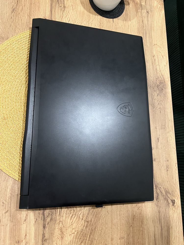 MSI Katana 17incha