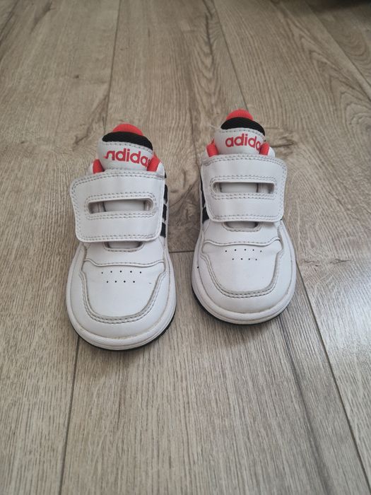 Papuci sport copii Adidas marimea 22