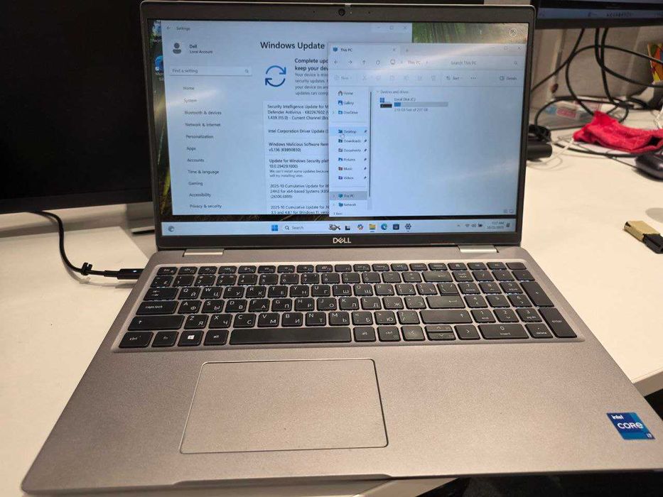 Dell Latitude 5520, 15.6", i7 - 16GB - 256 SSD